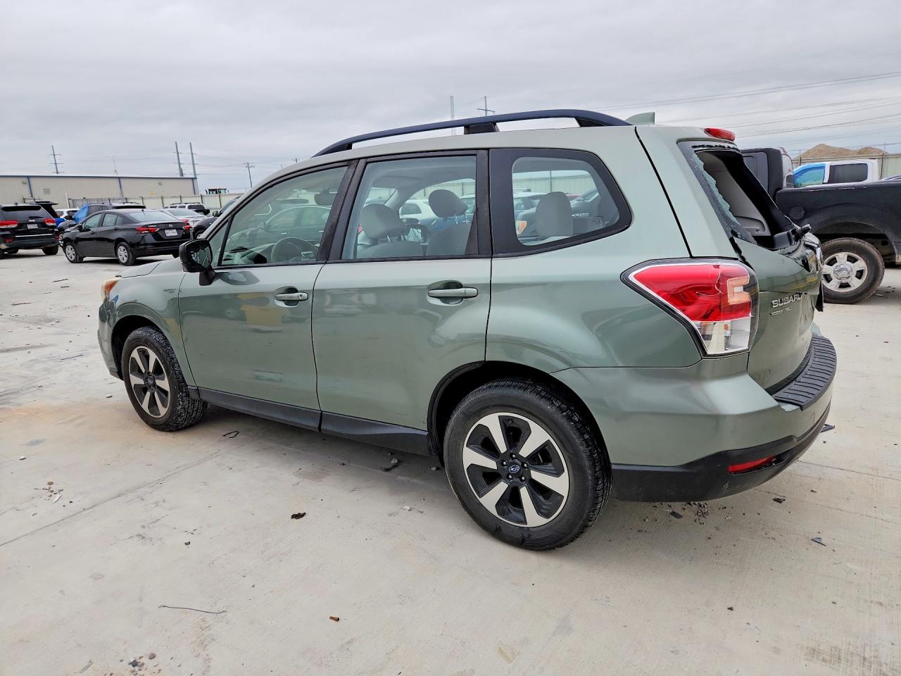 SUBARU FORESTER 2017 — 3