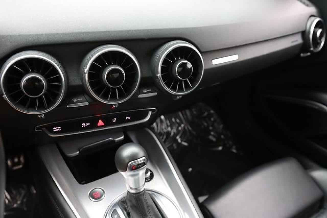 AUDI TT 2016 — 35