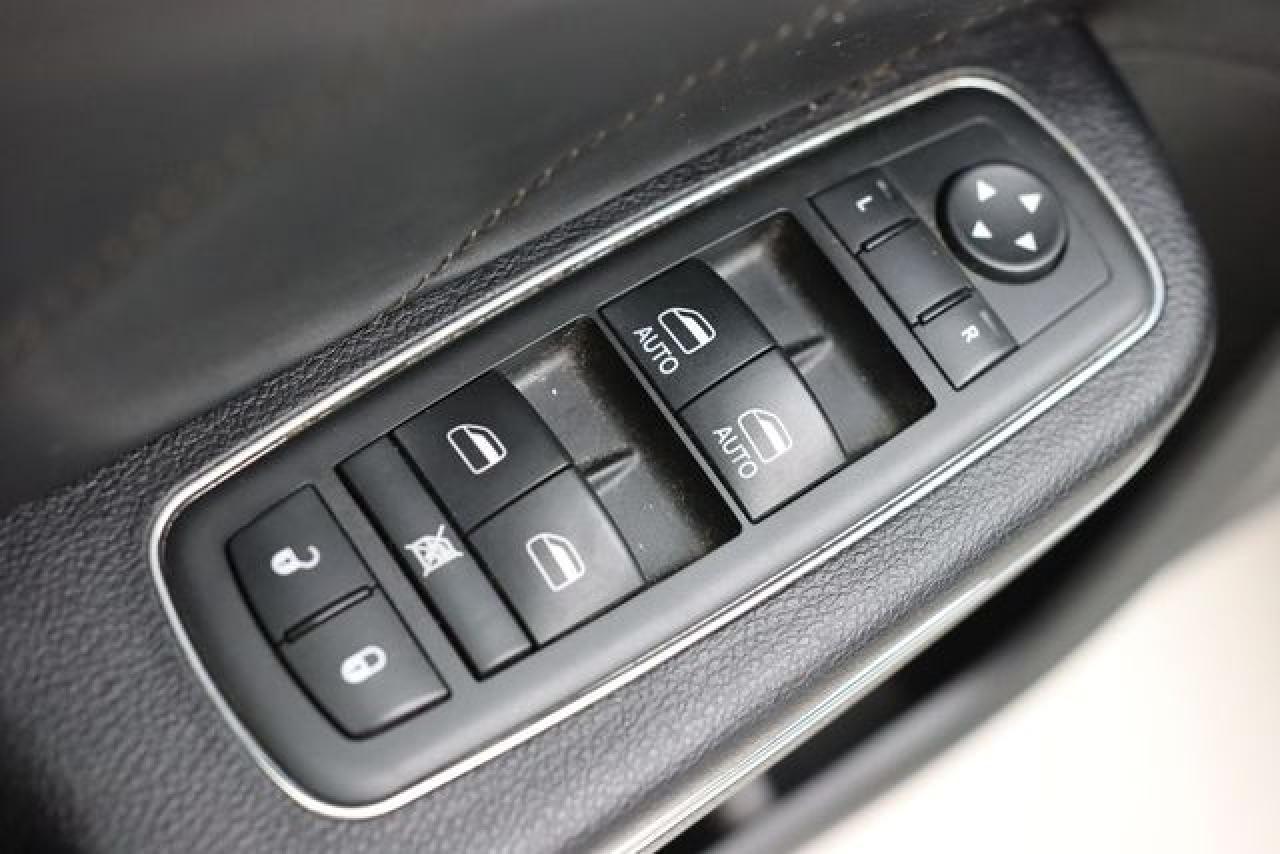 DODGE CHARGER 2011 — 21