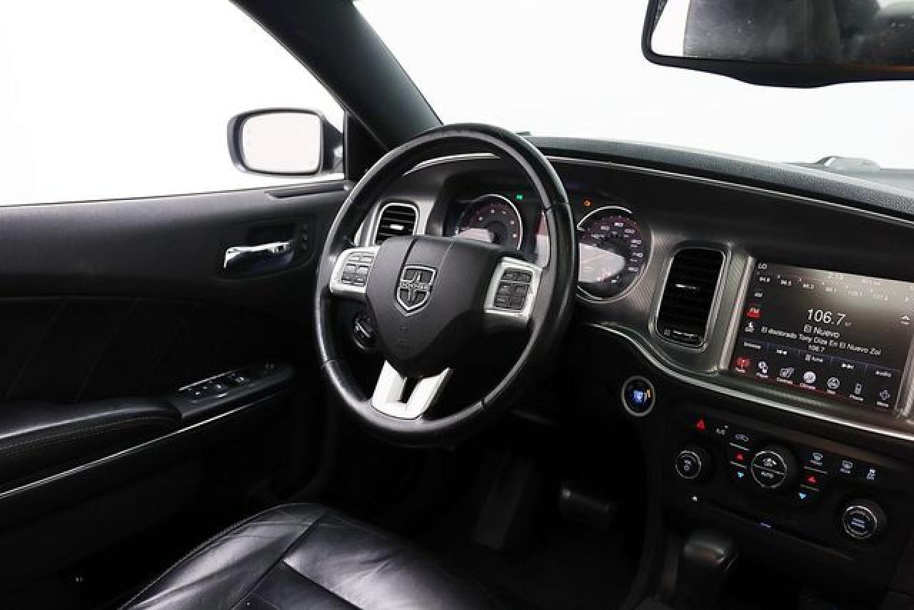 DODGE CHARGER 2011 — 24