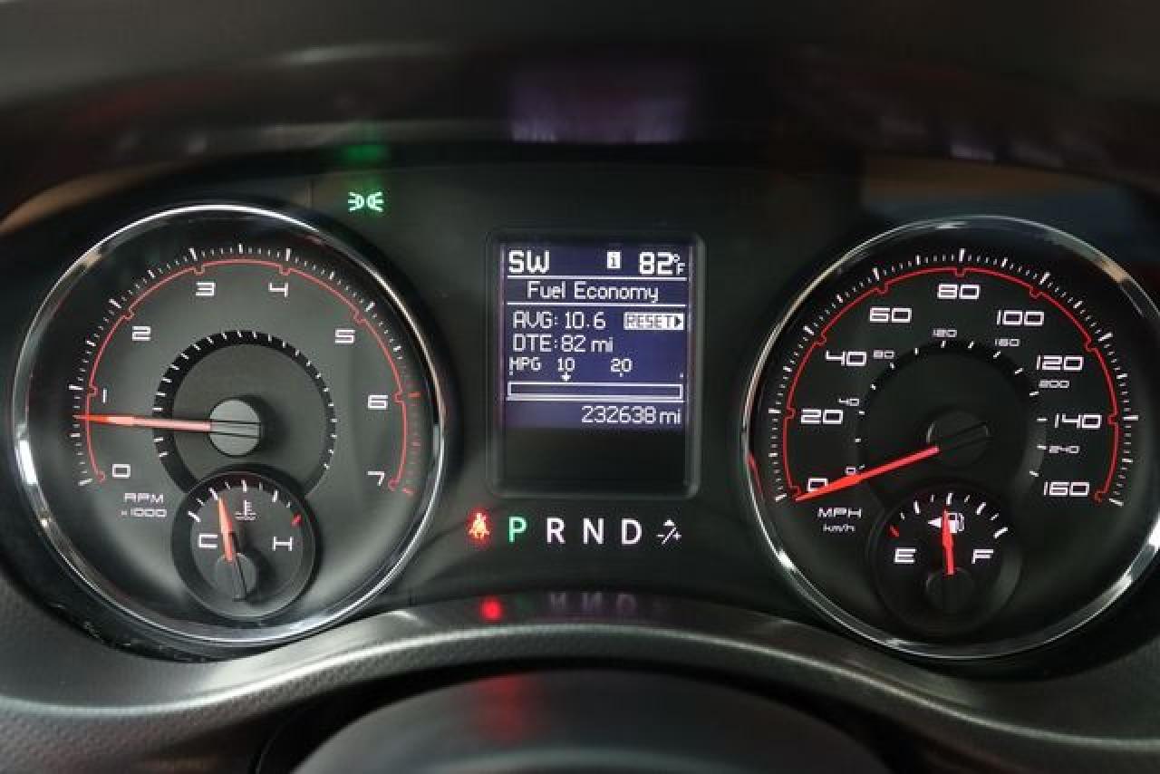 DODGE CHARGER 2011 — 28