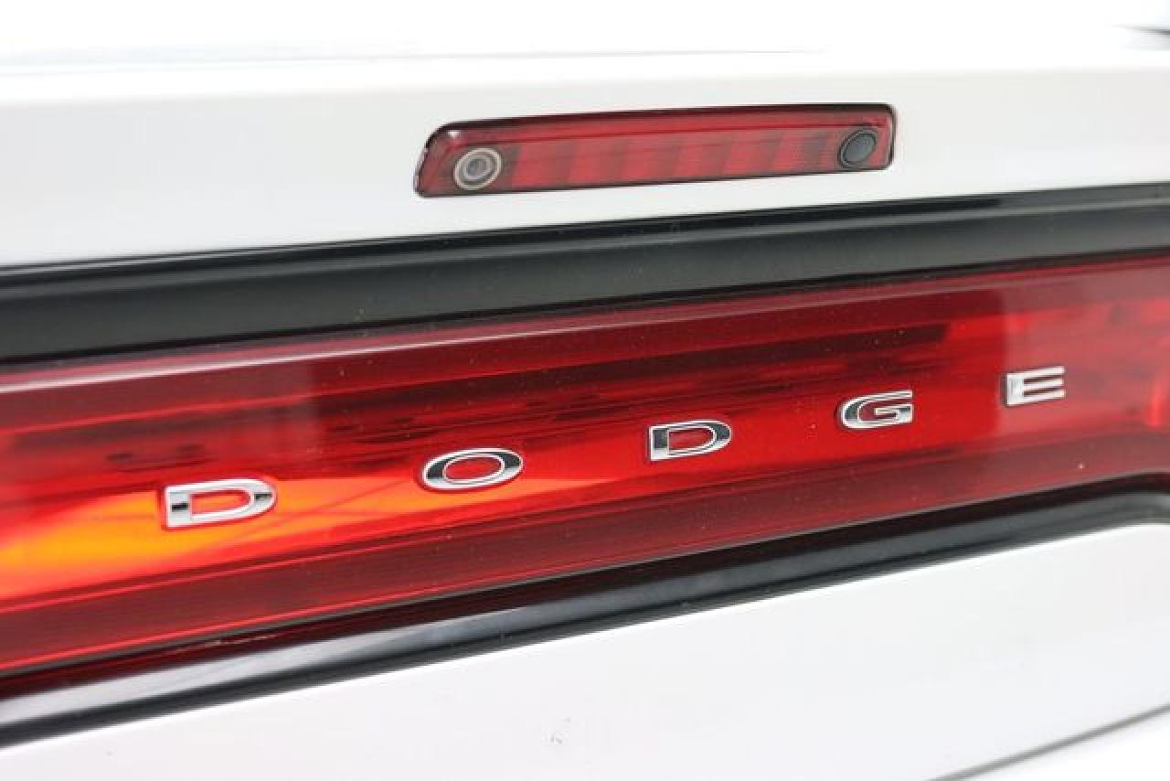 DODGE CHARGER 2011 — 16