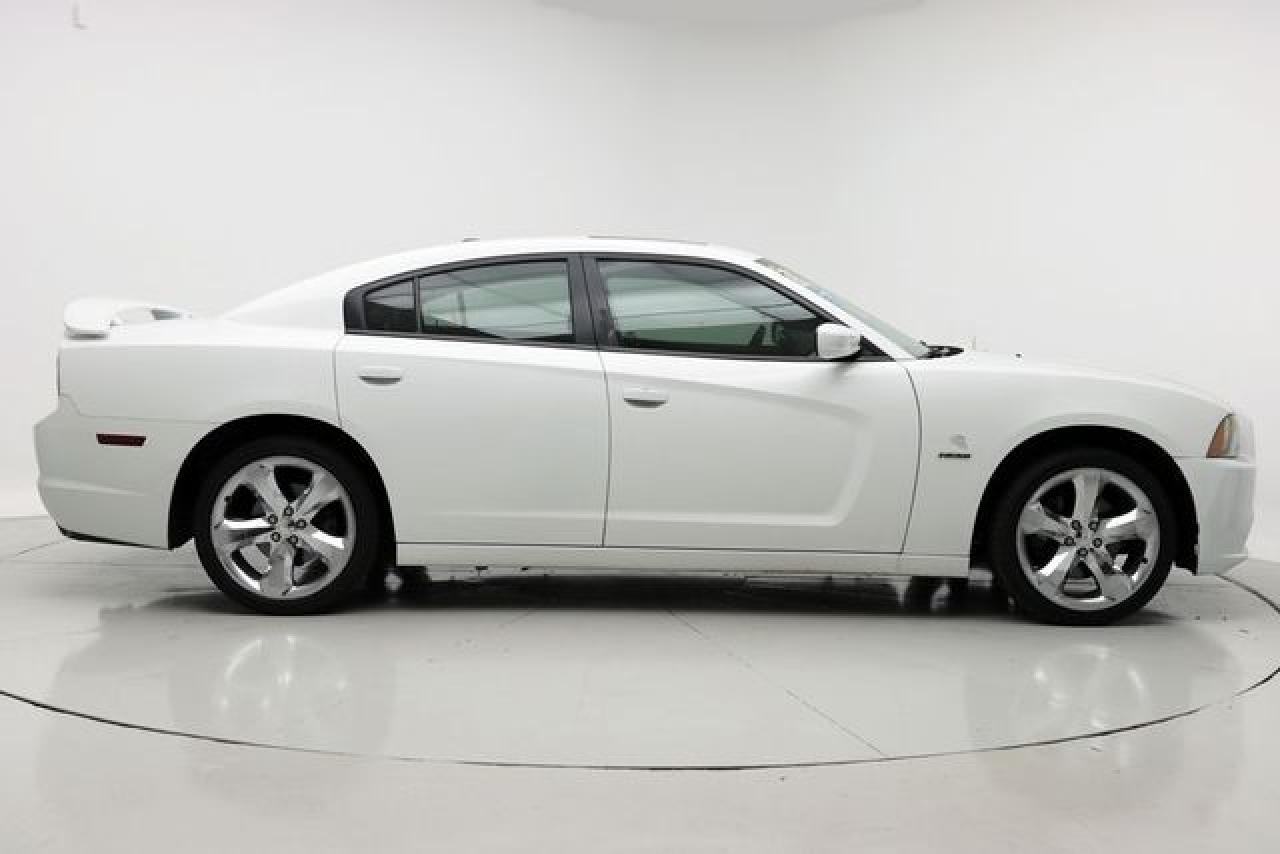 DODGE CHARGER 2011 — 8