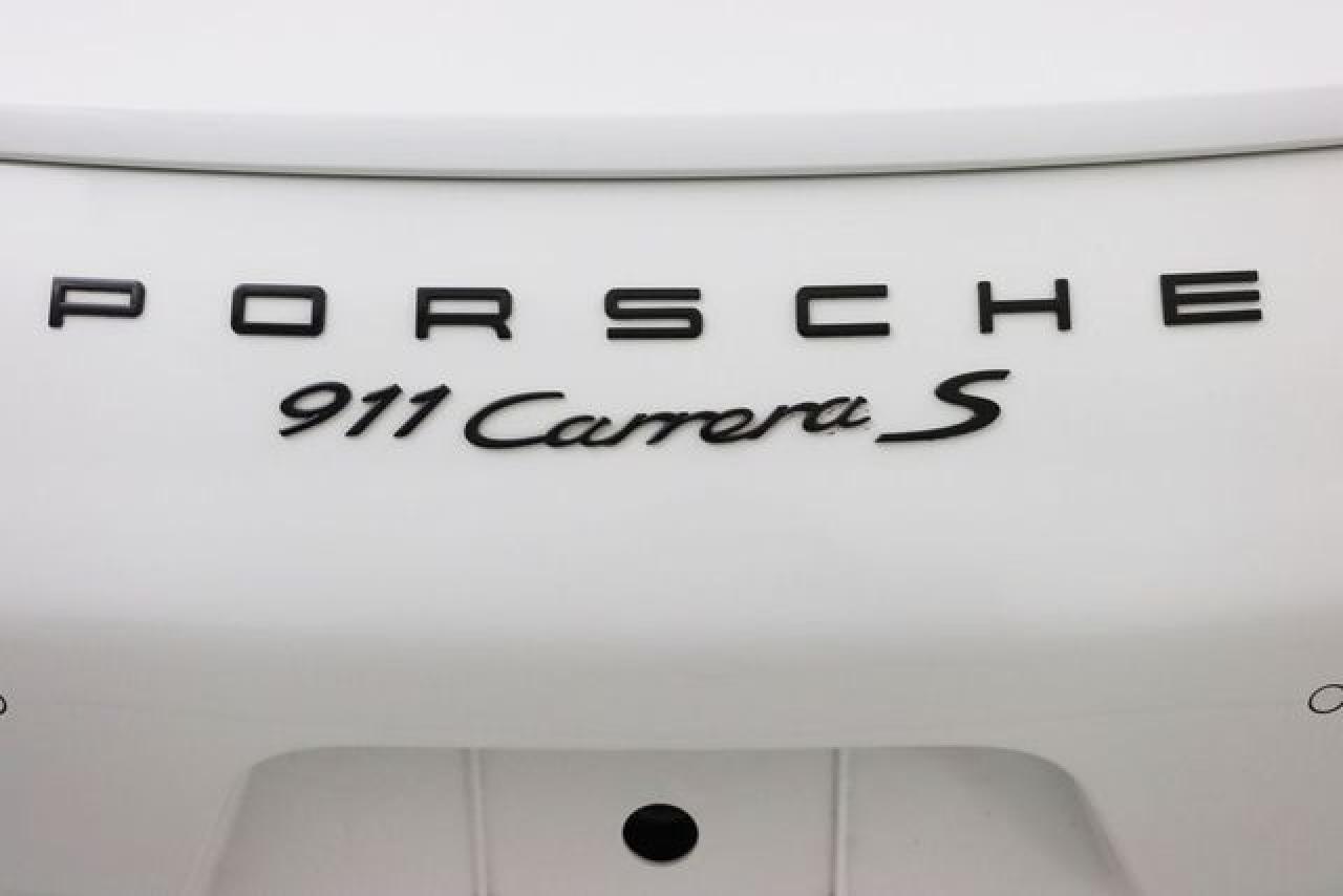 PORSCHE 911 2017 — 20