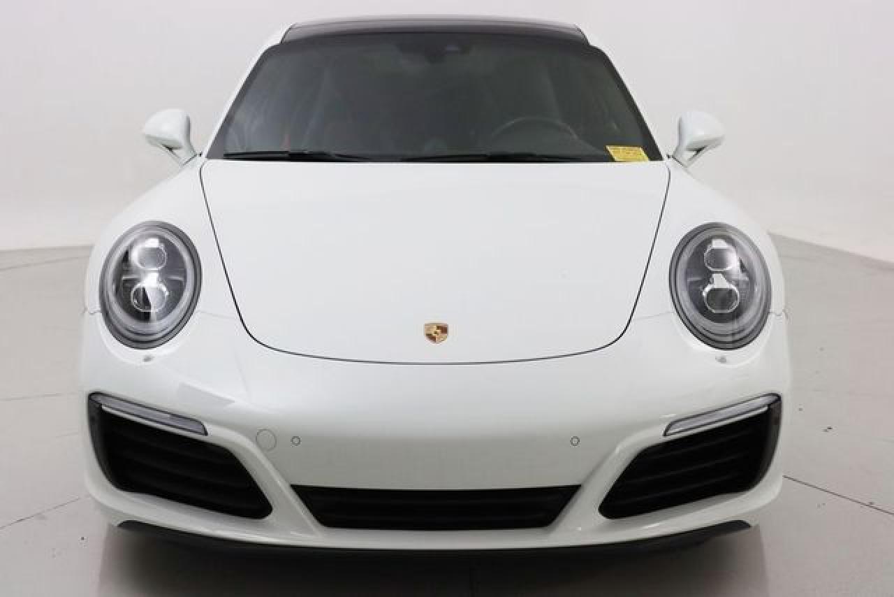 PORSCHE 911 2017 — 10