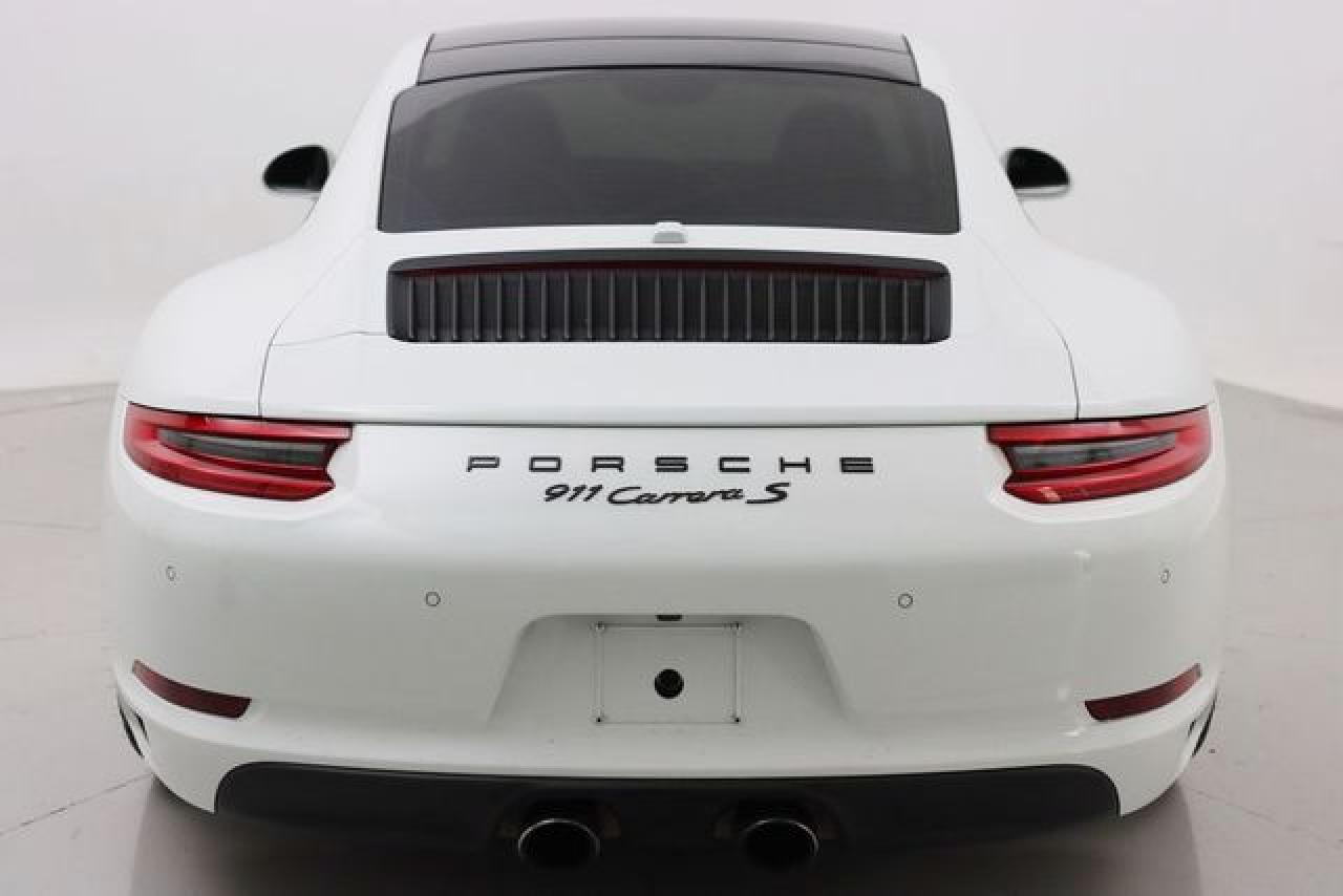 PORSCHE 911 2017 — 6