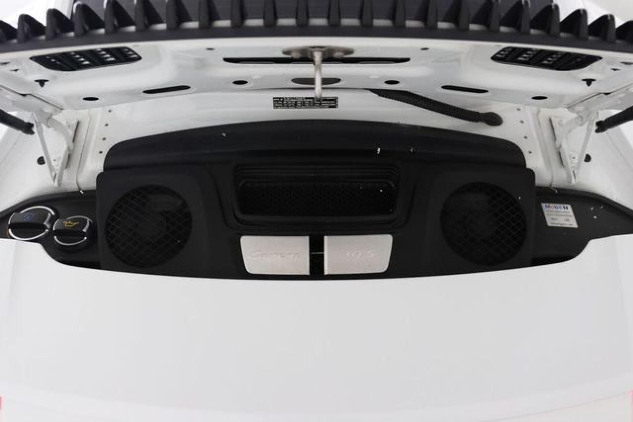 PORSCHE 911 2017 — 41