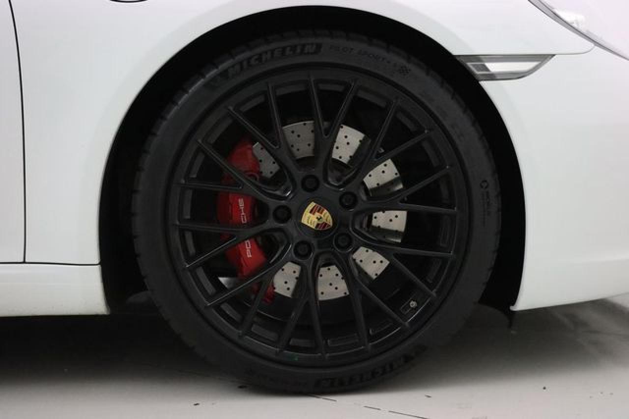 PORSCHE 911 2017 — 15