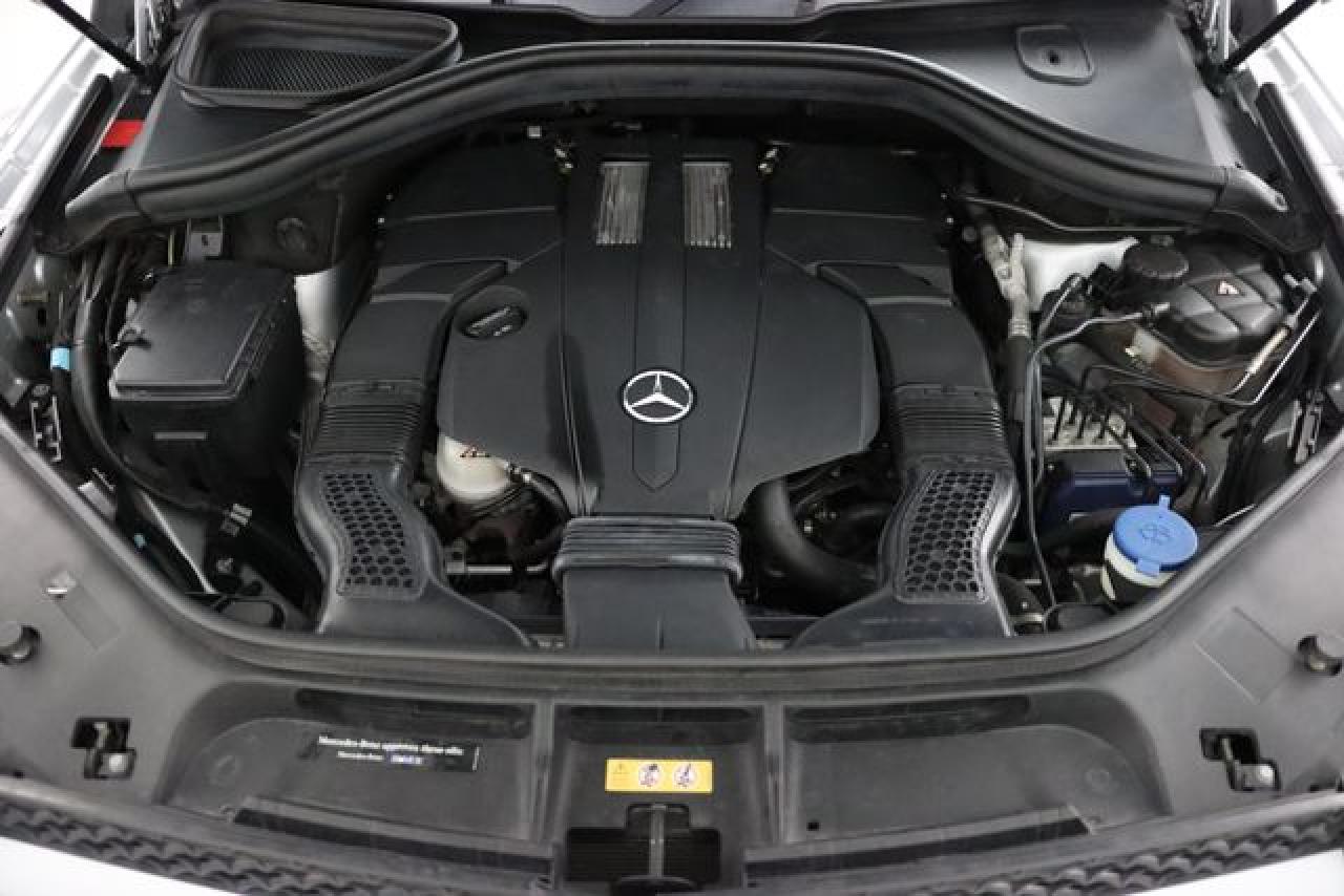 MERCEDES-BENZ GL 2016 — 24