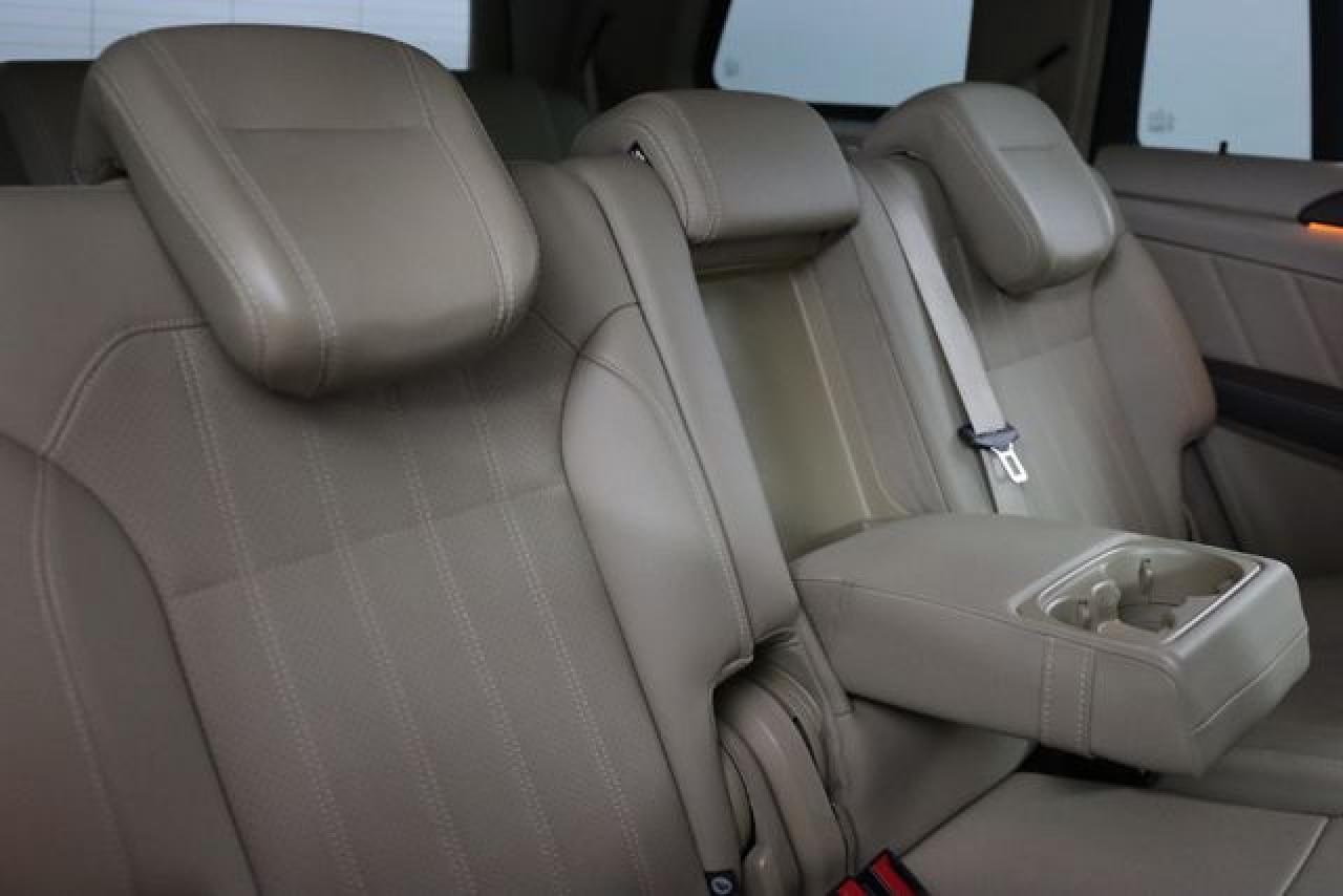 MERCEDES-BENZ GL 2016 — 51