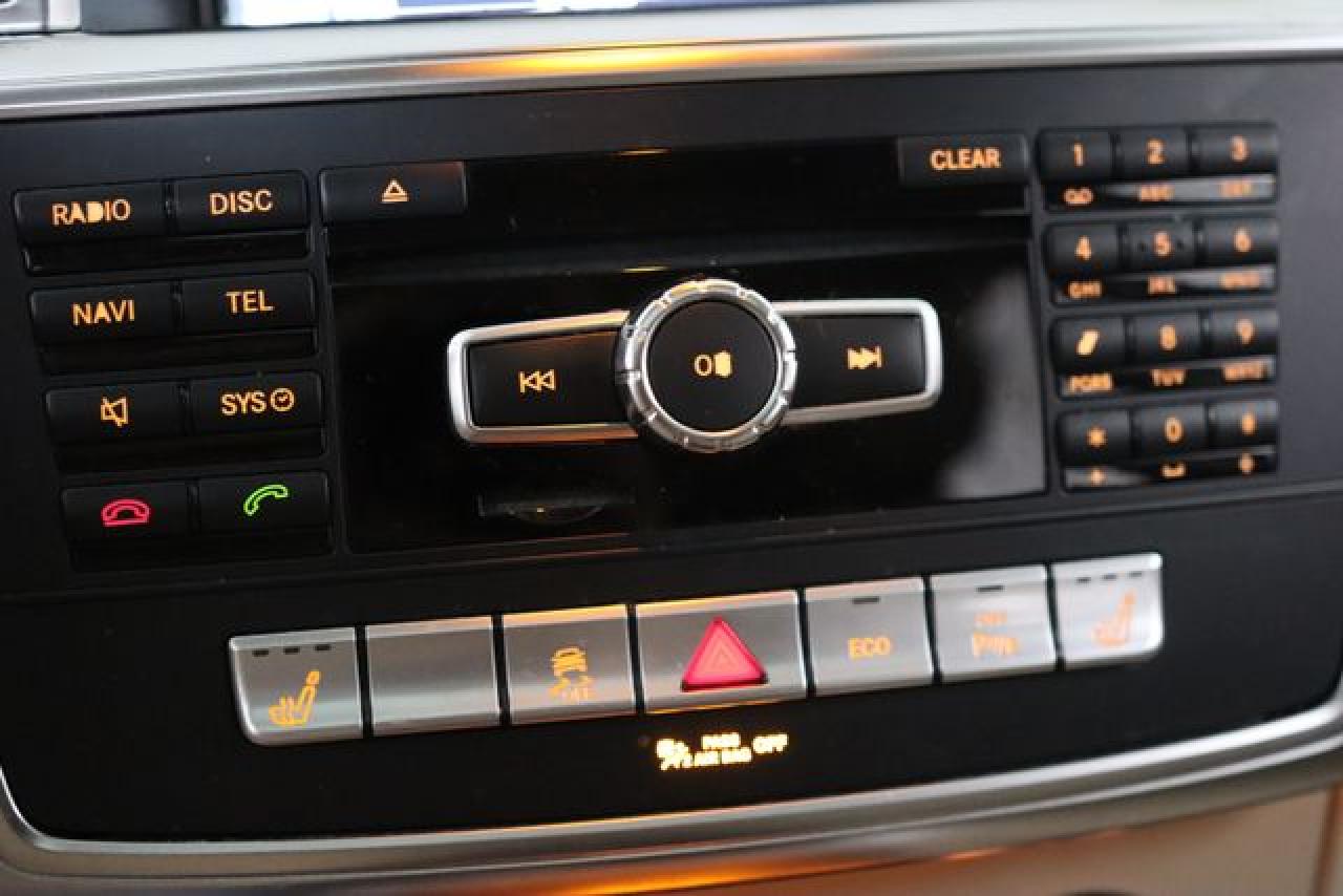 MERCEDES-BENZ GL 2016 — 41
