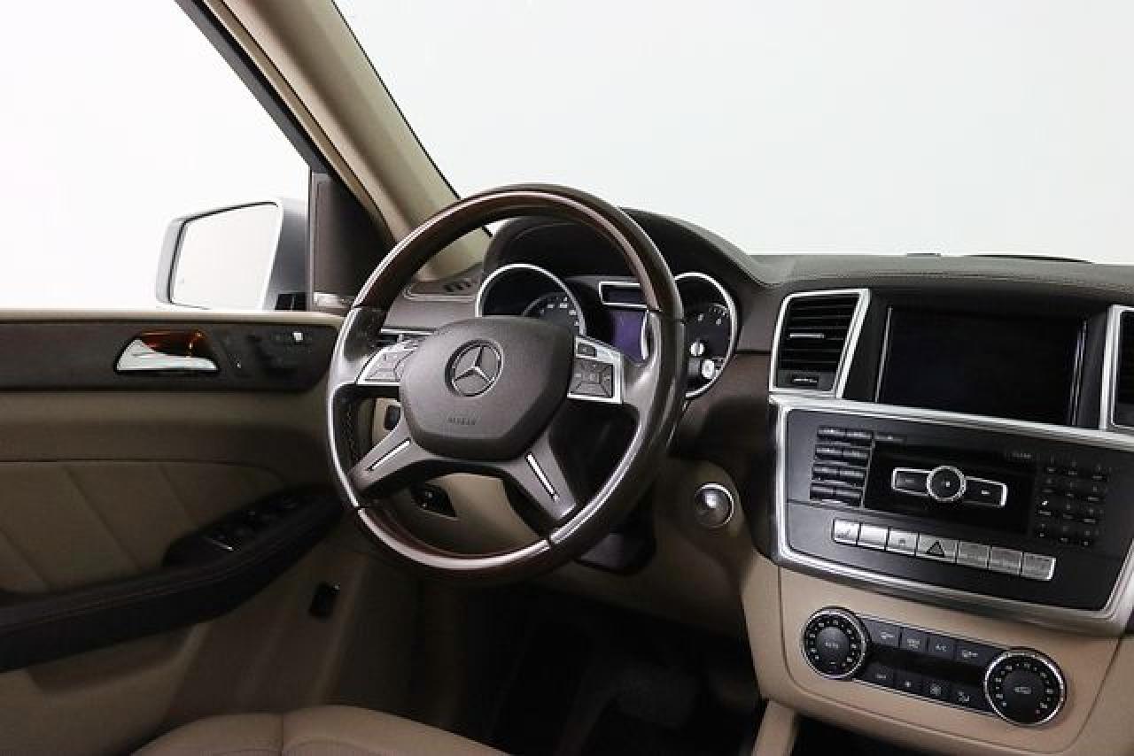 MERCEDES-BENZ GL 2016 — 30