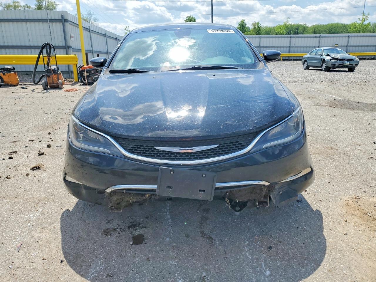 CHRYSLER 200 2015 — 6