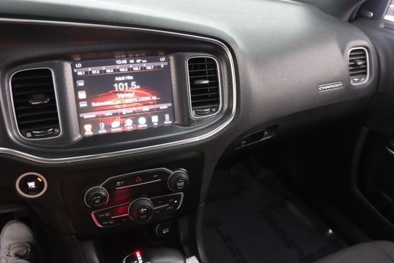 DODGE CHARGER 2016 — 36