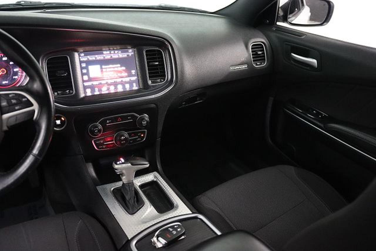 DODGE CHARGER 2016 — 28