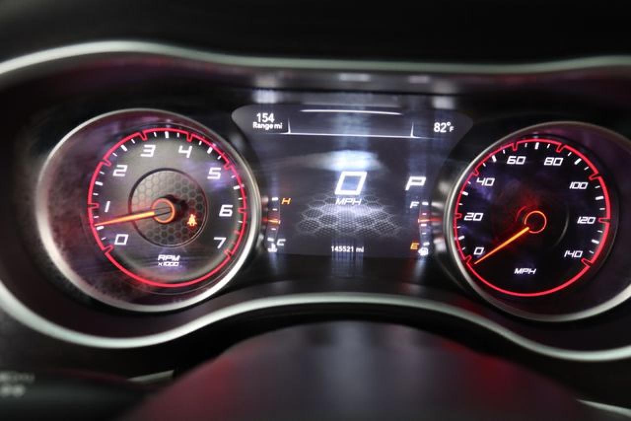DODGE CHARGER 2016 — 33