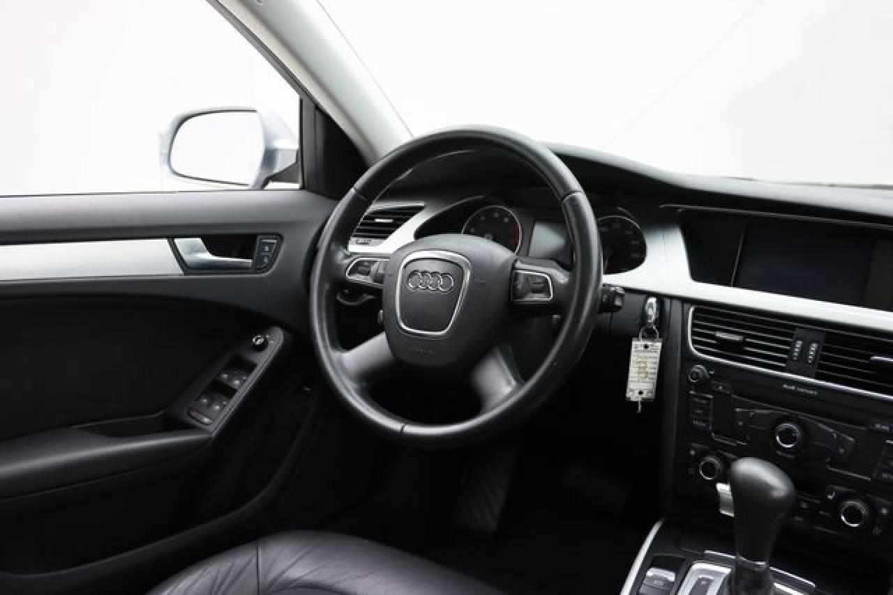 AUDI A4 2011 — 31