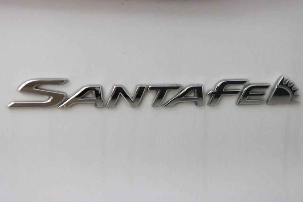 HYUNDAI SANTA FE SPORT 2014 — 18