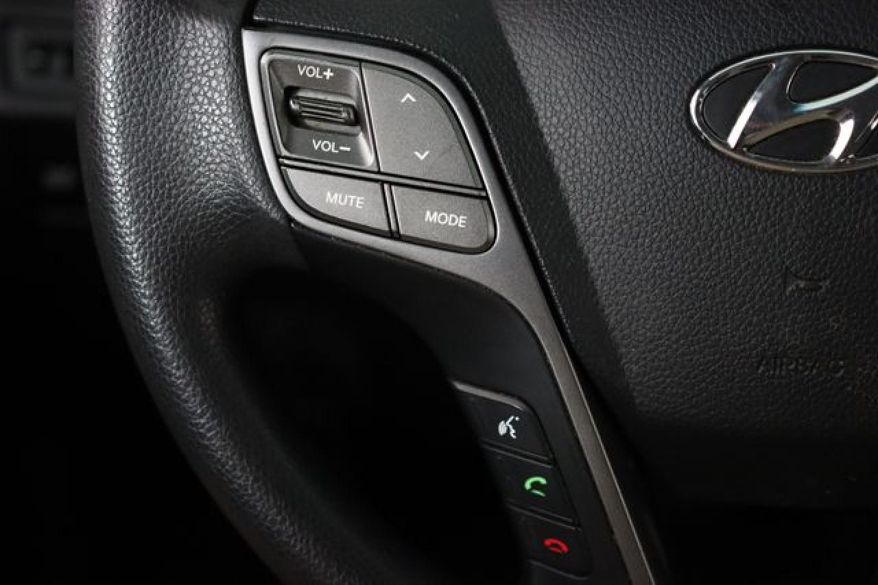 HYUNDAI SANTA FE SPORT 2014 — 30