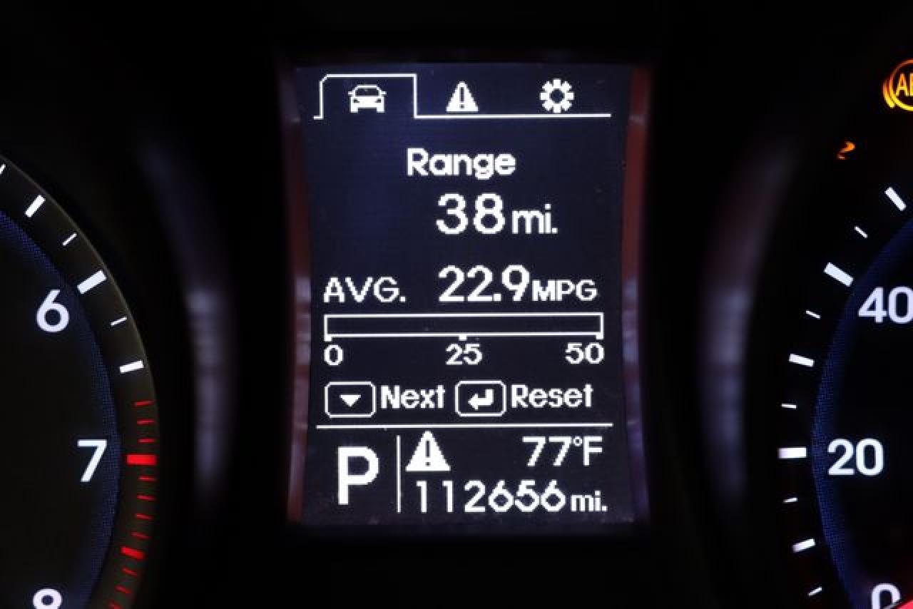 HYUNDAI SANTA FE SPORT 2014 — 33