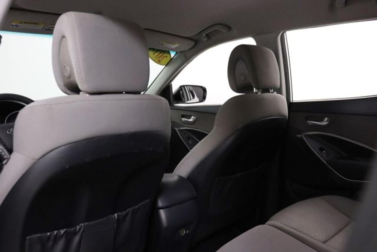 HYUNDAI SANTA FE SPORT 2014 — 38