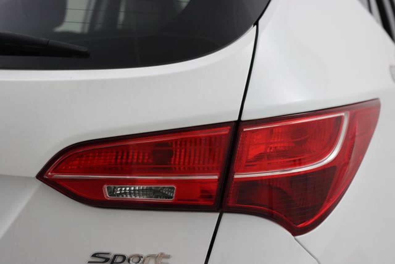 HYUNDAI SANTA FE SPORT 2014 — 16