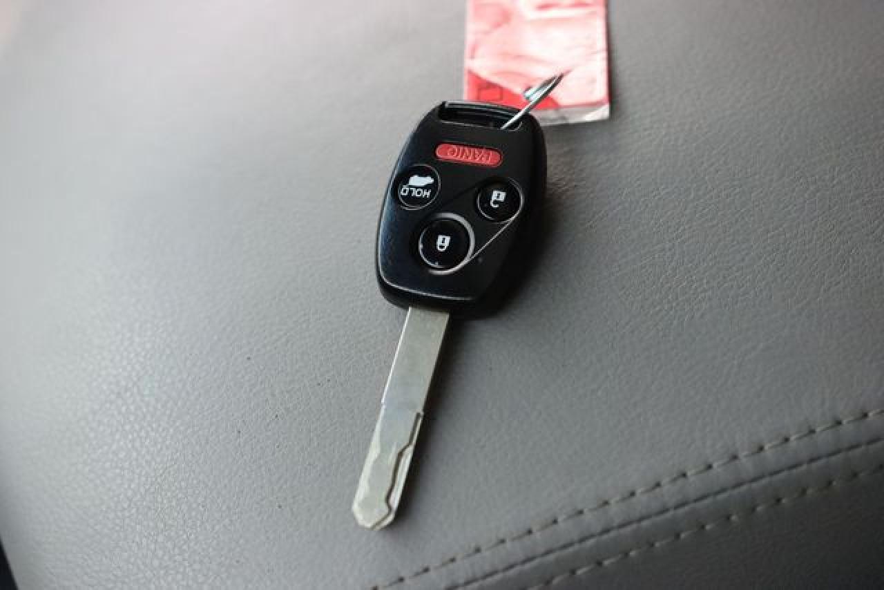 HONDA PILOT 2014 — 24