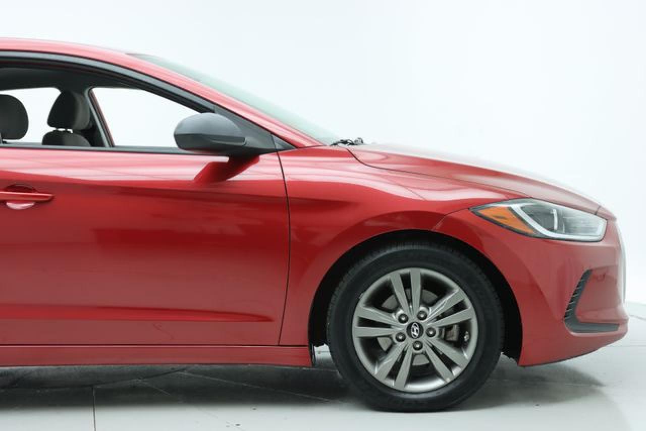 HYUNDAI ELANTRA 2018 — 9