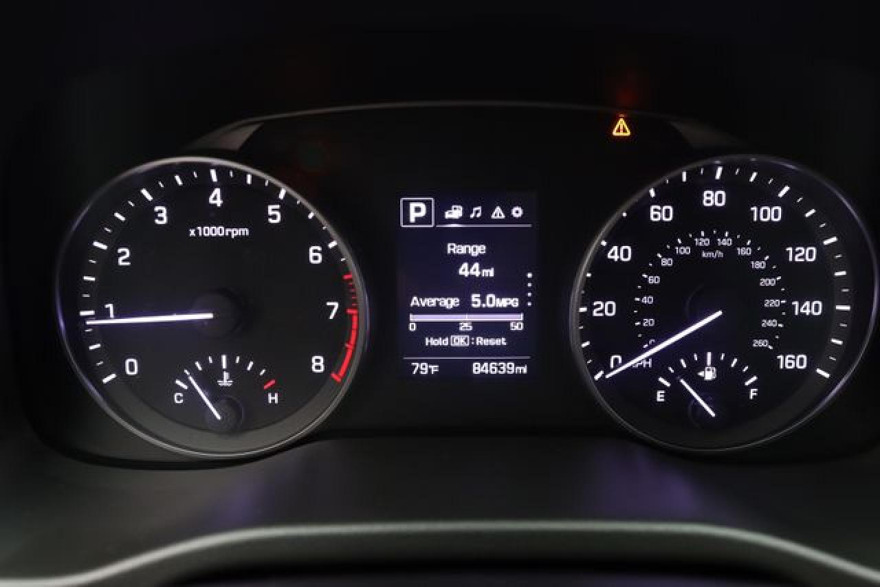 HYUNDAI ELANTRA 2018 — 26