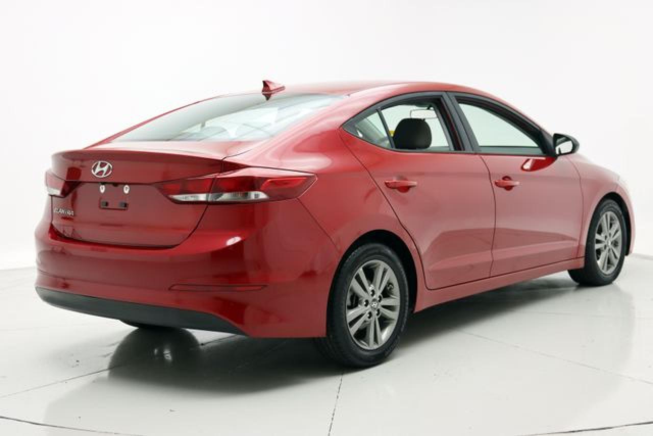 HYUNDAI ELANTRA 2018 — 12