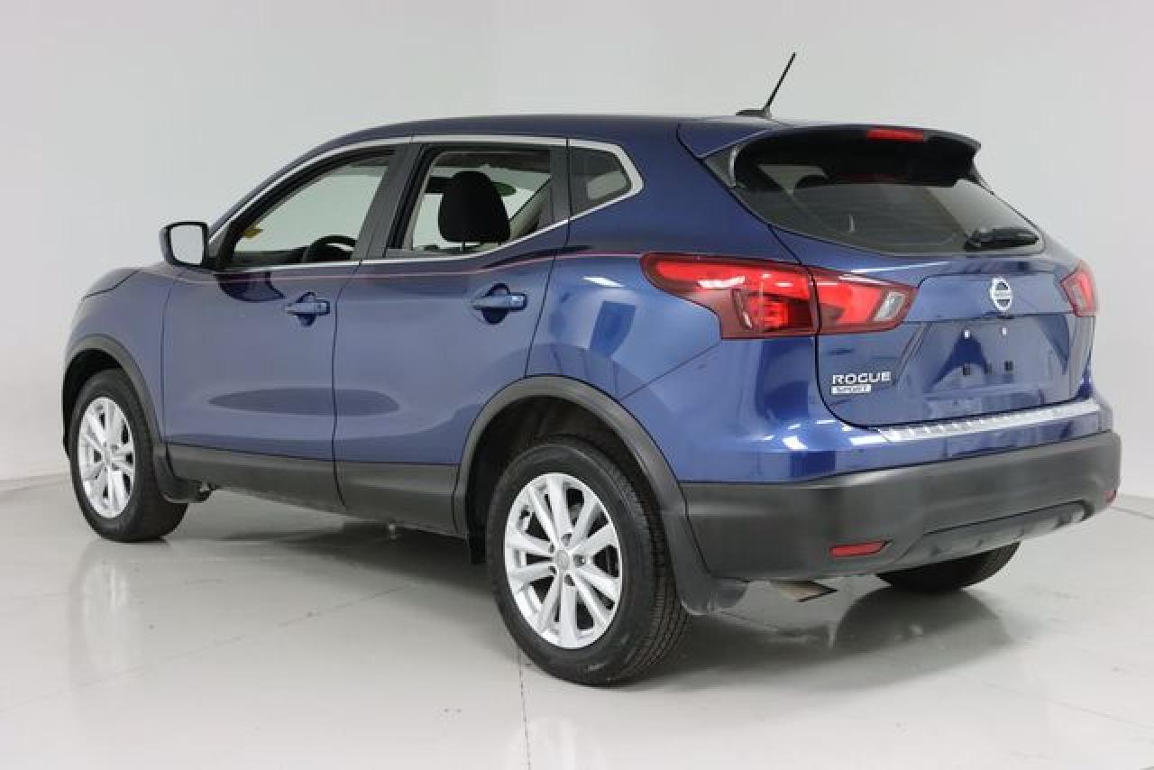 NISSAN ROGUE SPORT 2018 — 7