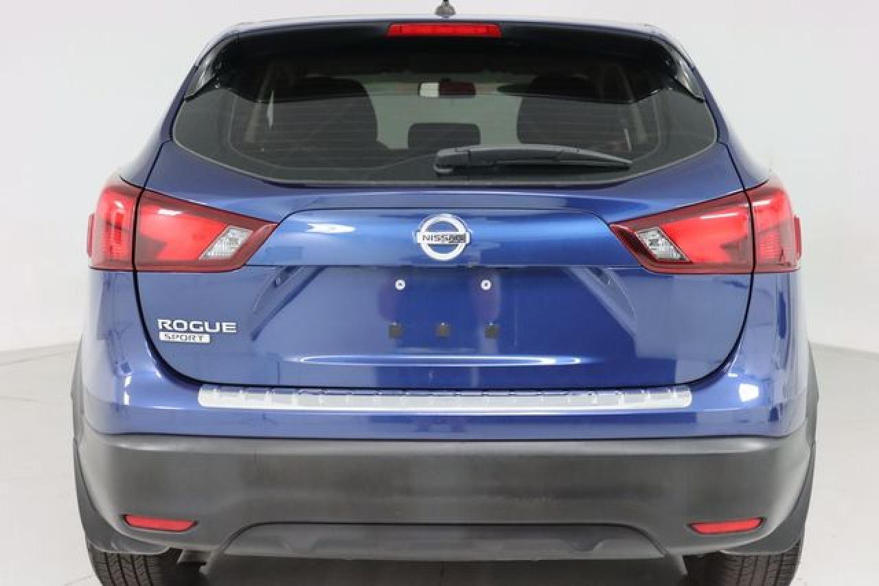 NISSAN ROGUE SPORT 2018 — 8