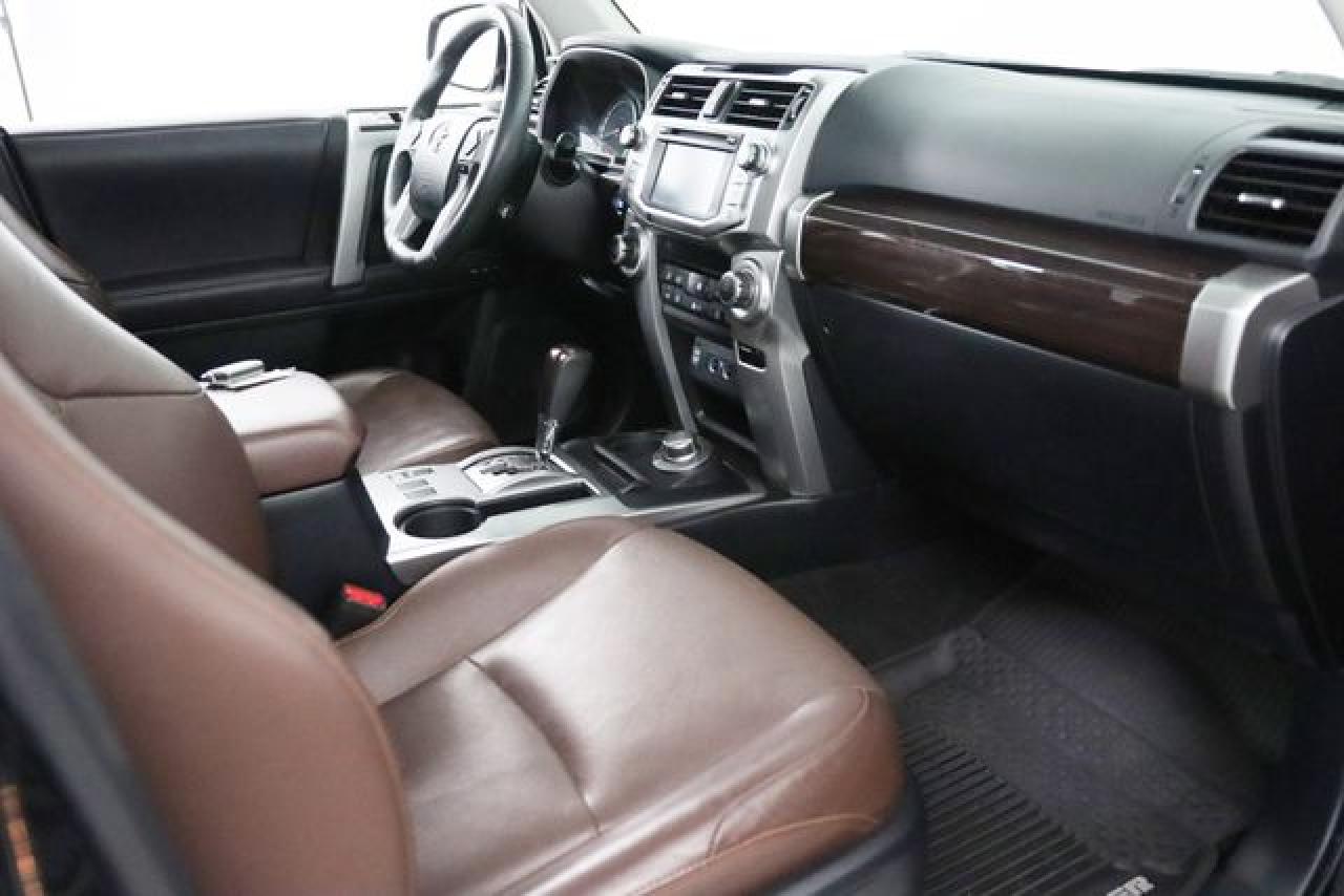 TOYOTA 4RUNNER 2018 — 39