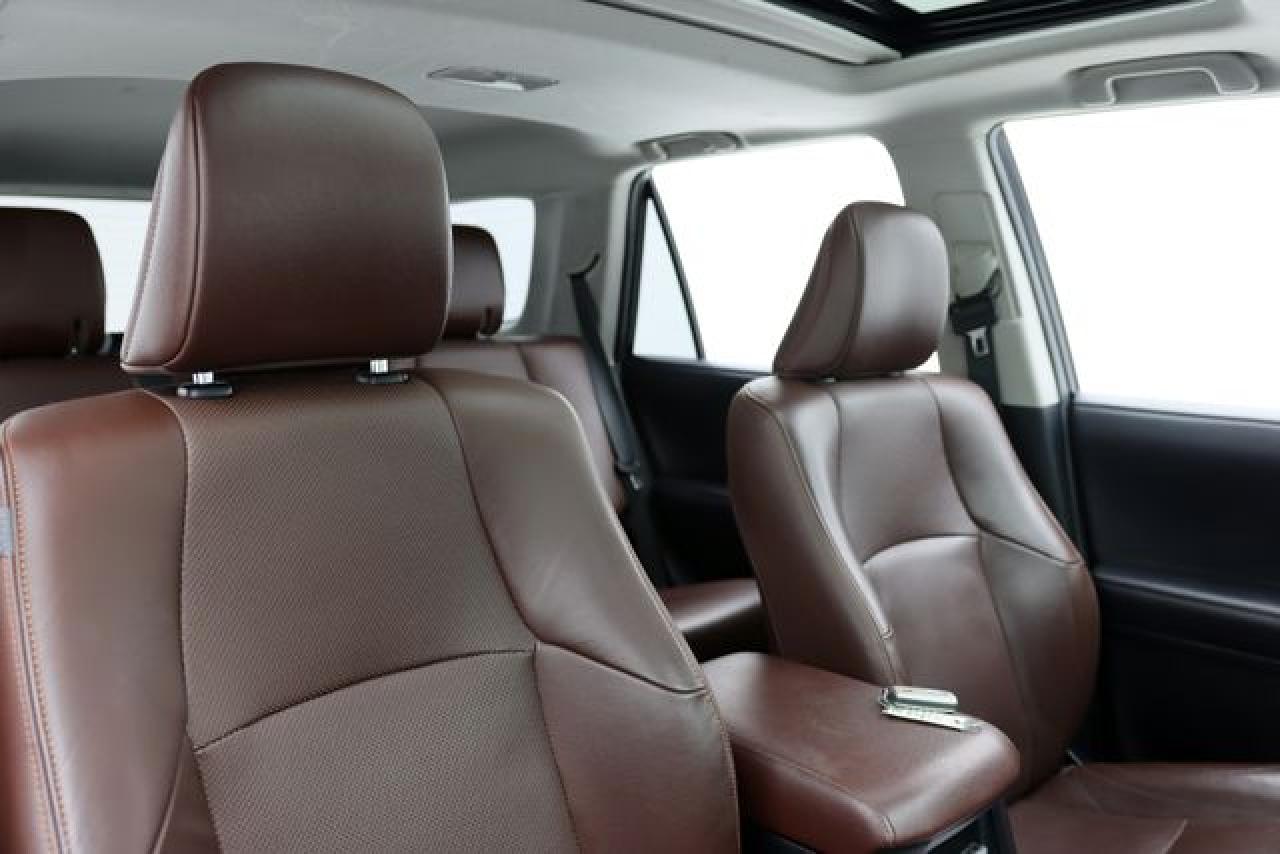 TOYOTA 4RUNNER 2018 — 43