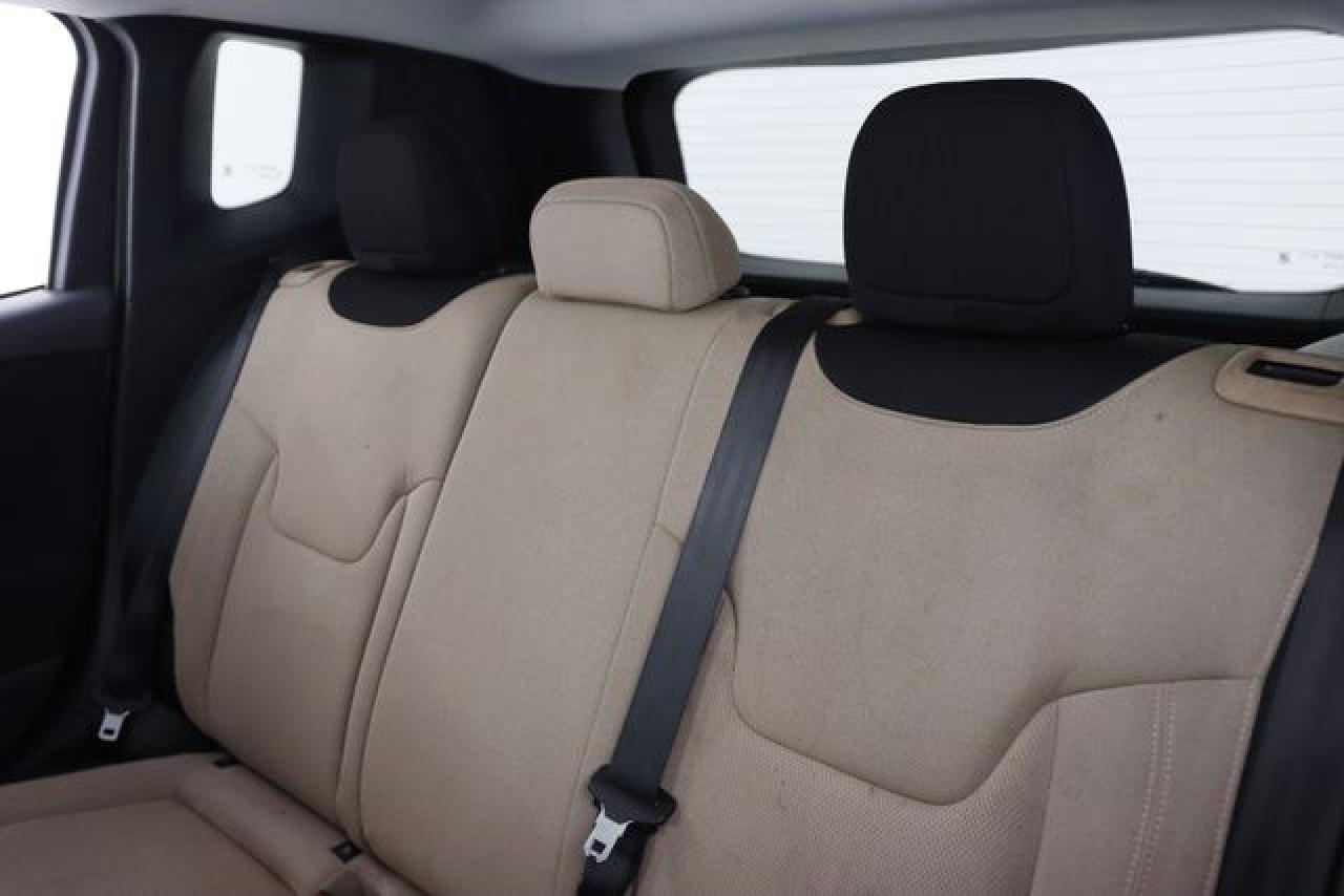 JEEP RENEGADE 2015 — 44