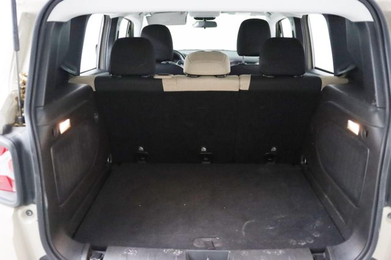 JEEP RENEGADE 2015 — 23