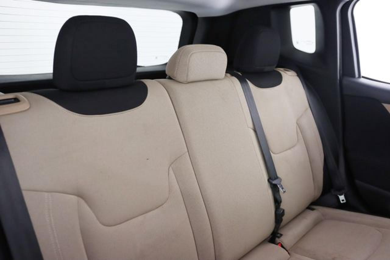 JEEP RENEGADE 2015 — 48