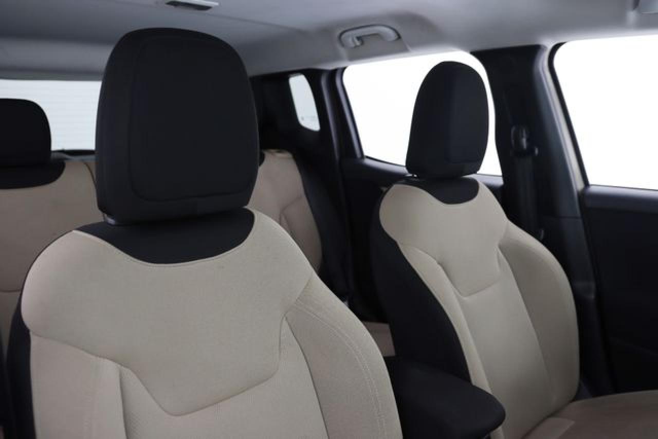 JEEP RENEGADE 2015 — 46