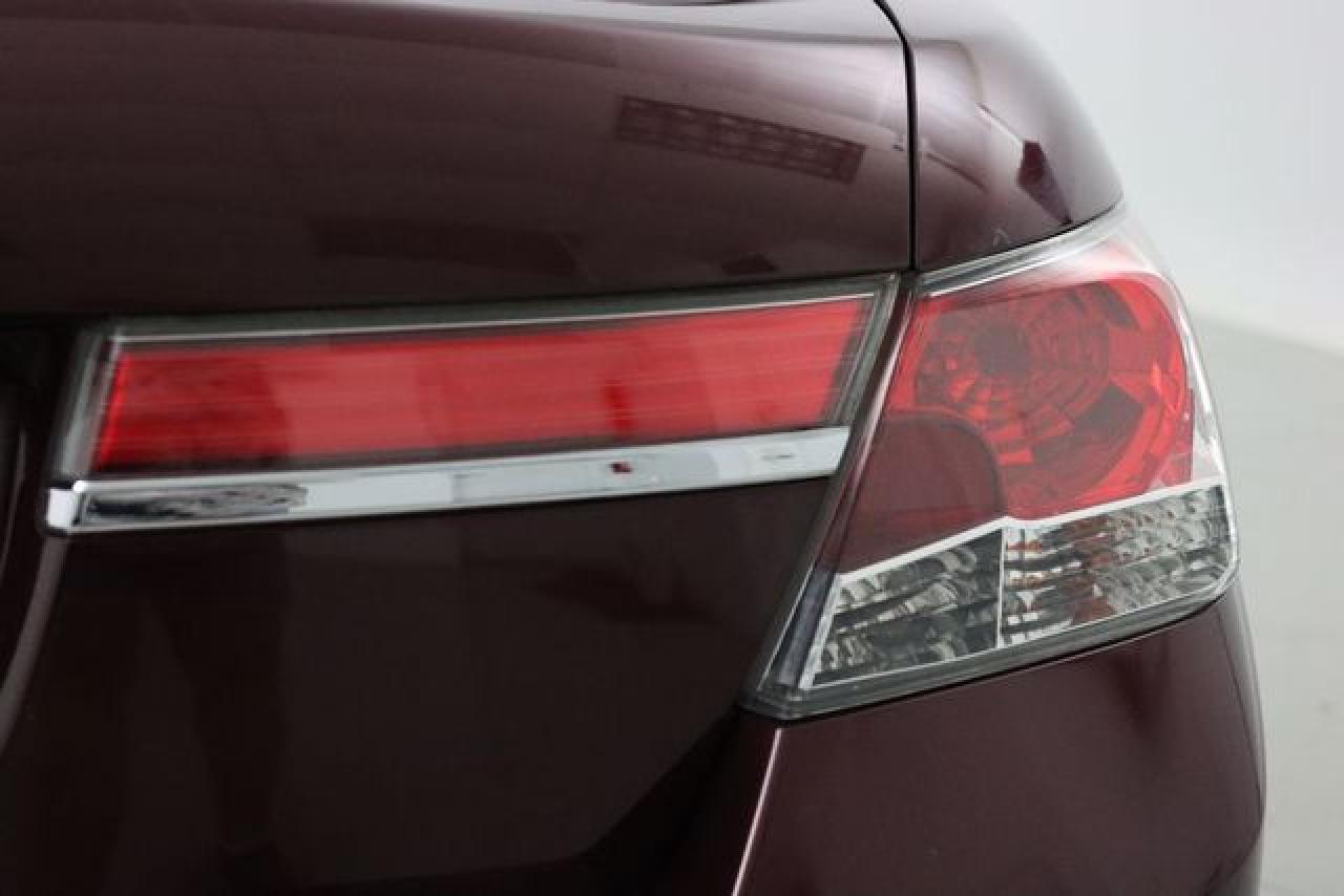 HONDA ACCORD 2012 — 18