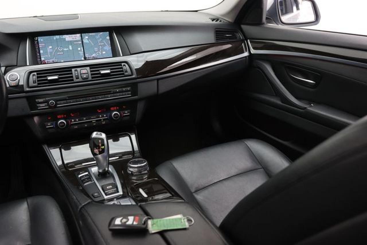 BMW 528 2015 — 23