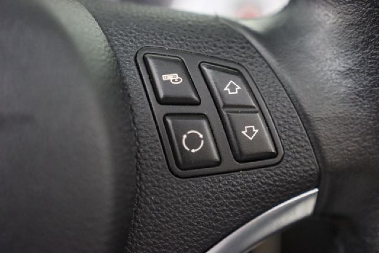 BMW 328 2011 — 33