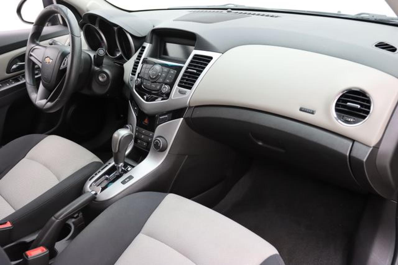 CHEVROLET CRUZE 2015 — 28