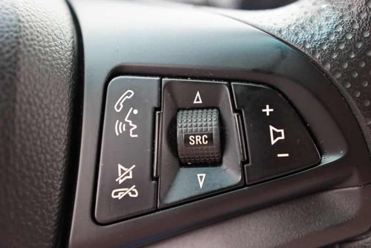 CHEVROLET CRUZE 2015 — 33
