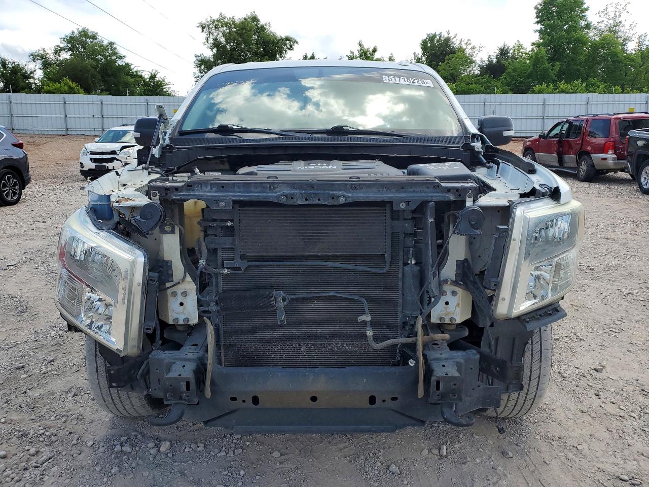NISSAN TITAN 2017 — 6
