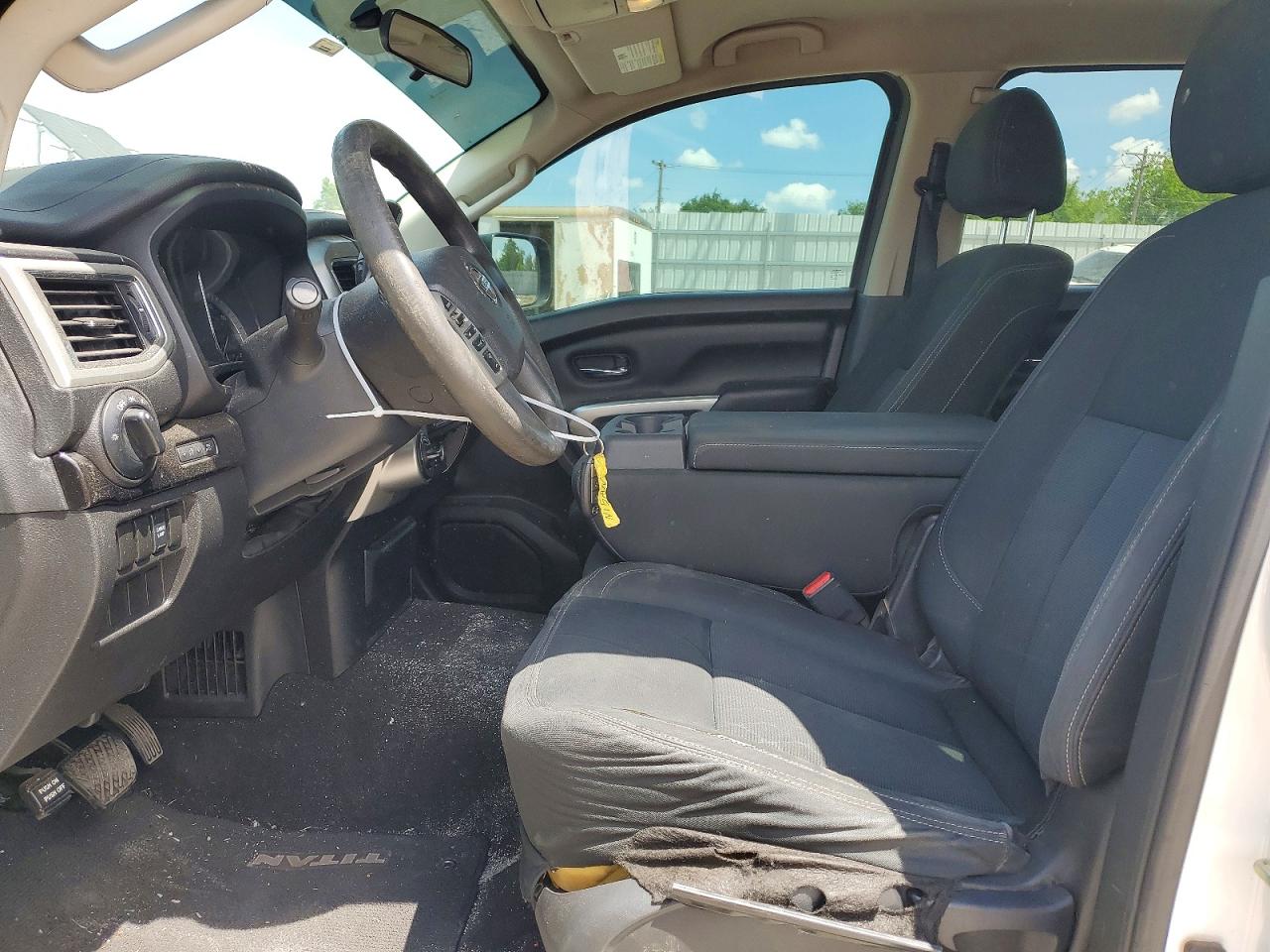 NISSAN TITAN 2017 — 8