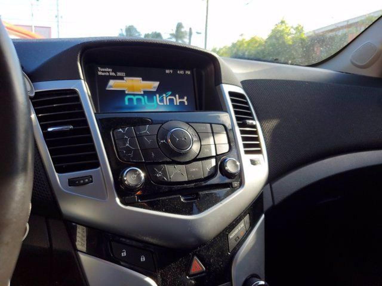 CHEVROLET CRUZE 2014 — 30