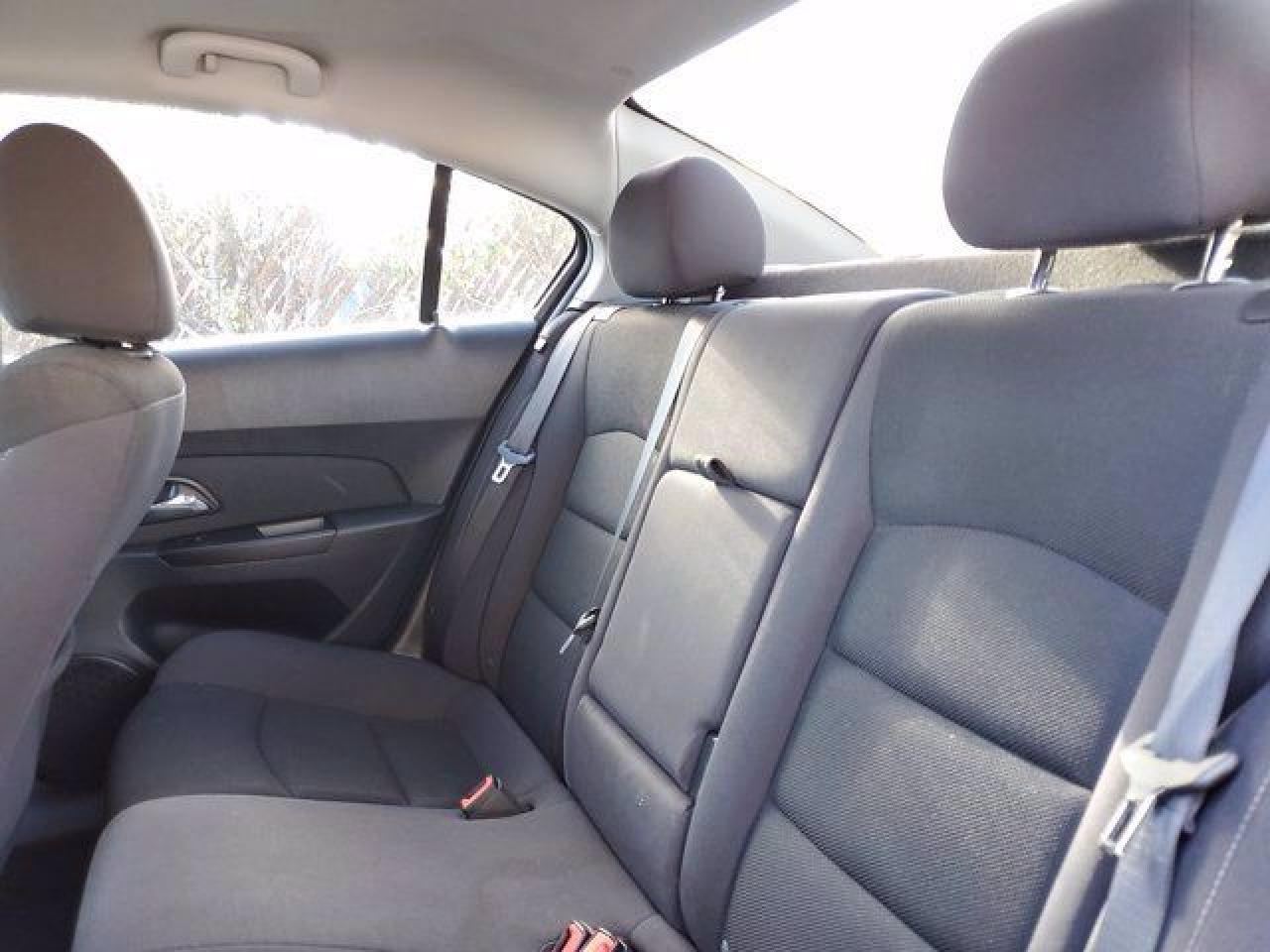 CHEVROLET CRUZE 2014 — 18