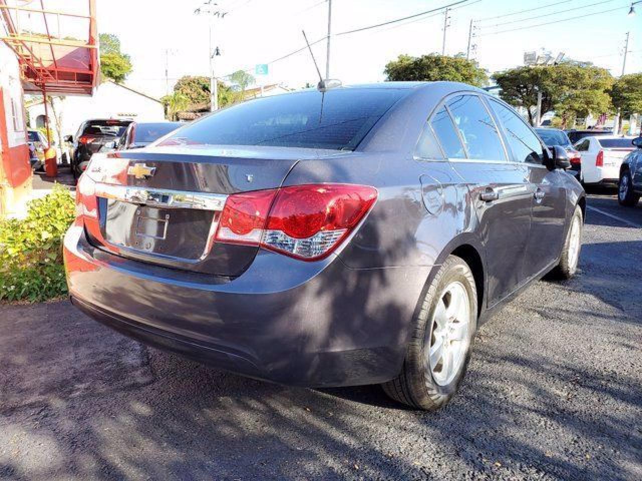 CHEVROLET CRUZE 2015 — 9