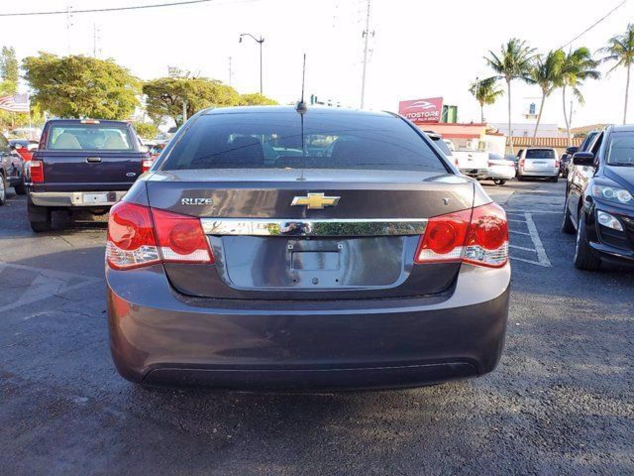 CHEVROLET CRUZE 2015 — 8