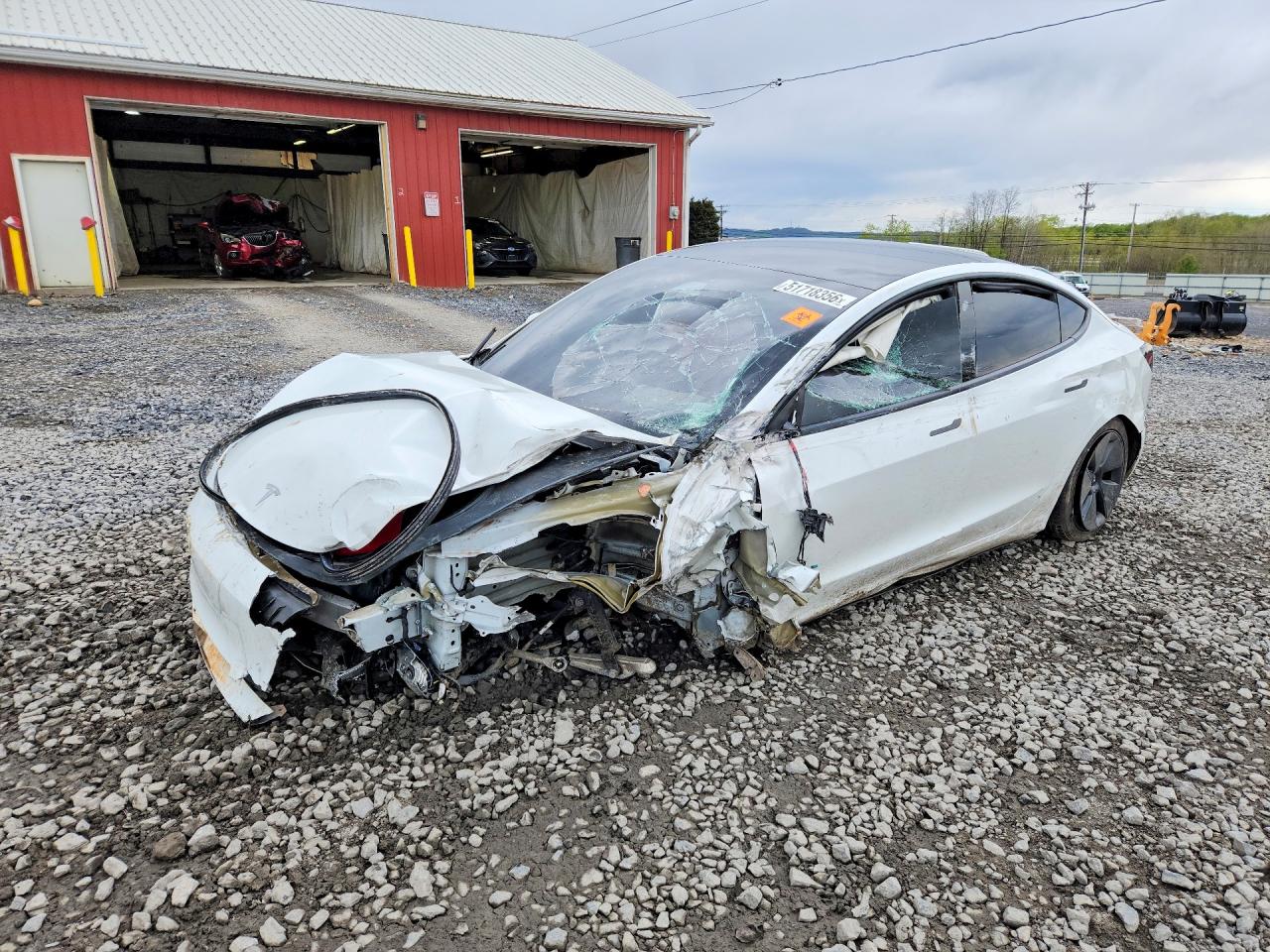 TESLA MODEL 3 2021 — 2